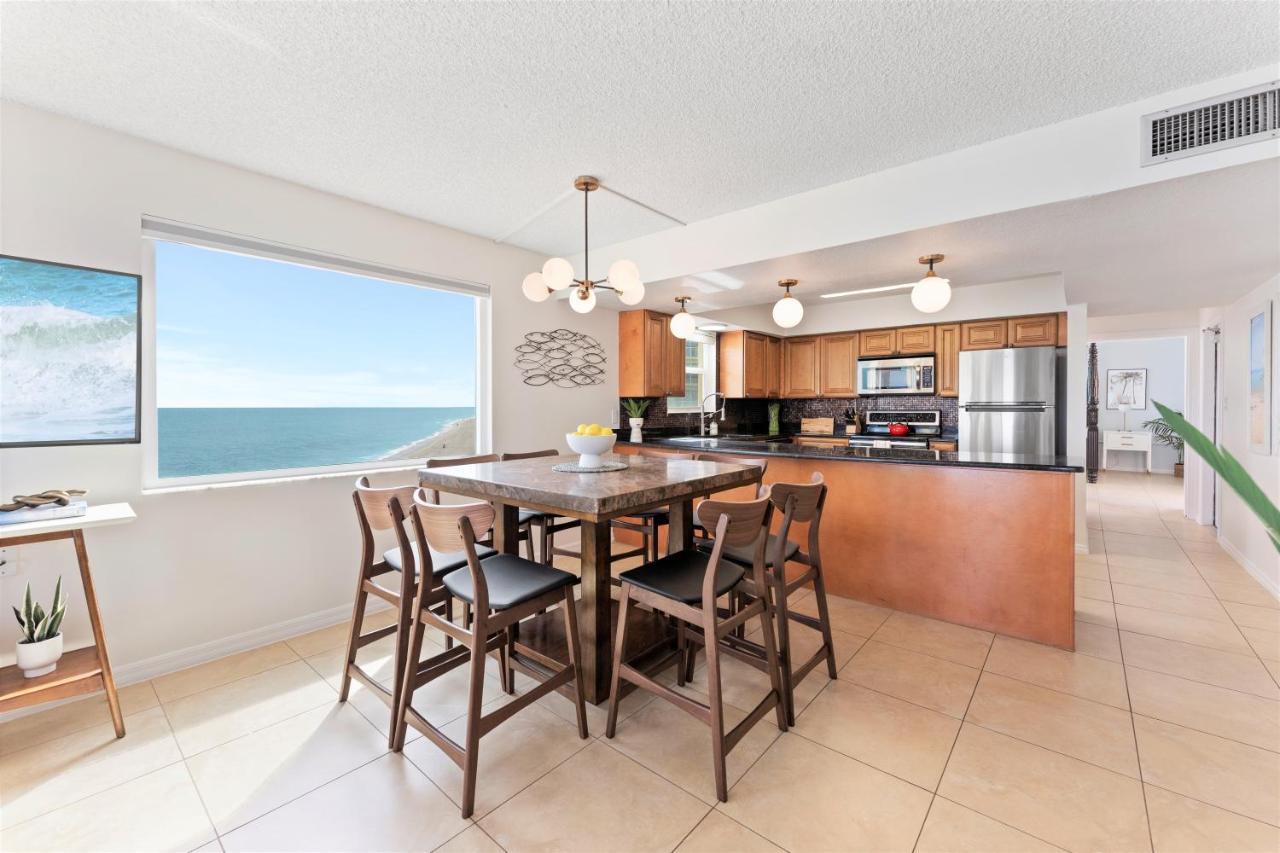 Paradise Beach Club - Oceanfront And Penthouse Satellite Beach Eksteriør bilde